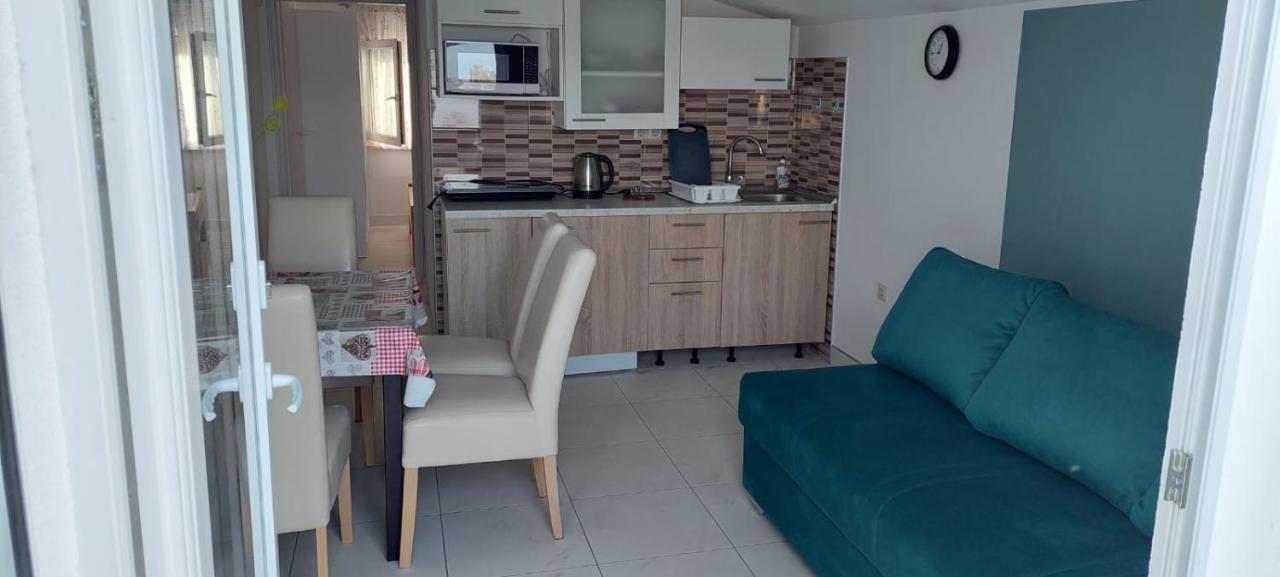 Apartmani Fran Vir Esterno foto