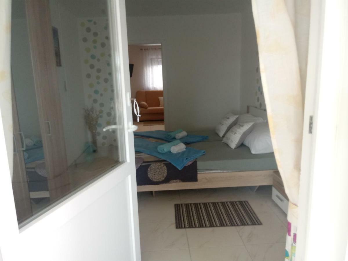 Apartmani Fran Vir Esterno foto